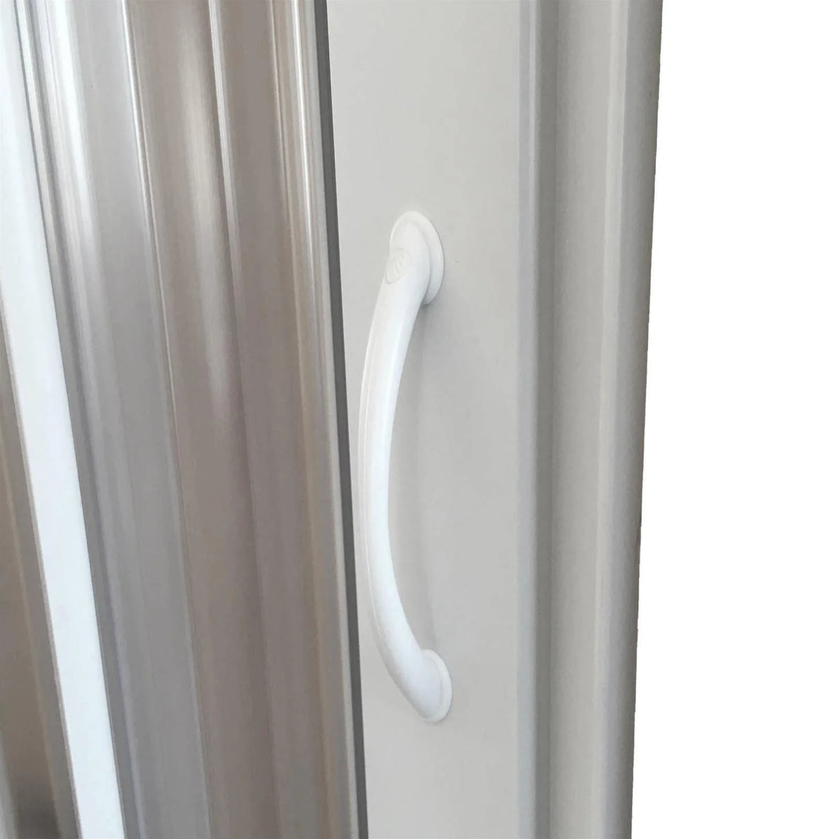 saturno new flex douchecabine witte pvc profielen balgopening verstelbaar ontwerp voorgemonteerde vouwdeuren ruimtebesparende douchecabine